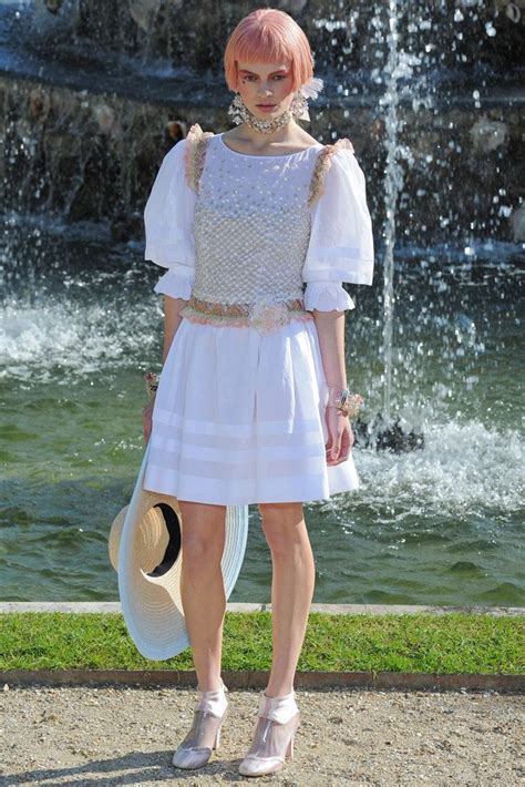 Chanel Resort 2013 Fashion Show 